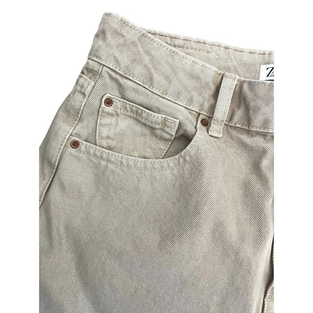 Zara High Waisted Mom Jeans 8 - Picture 8 of 8